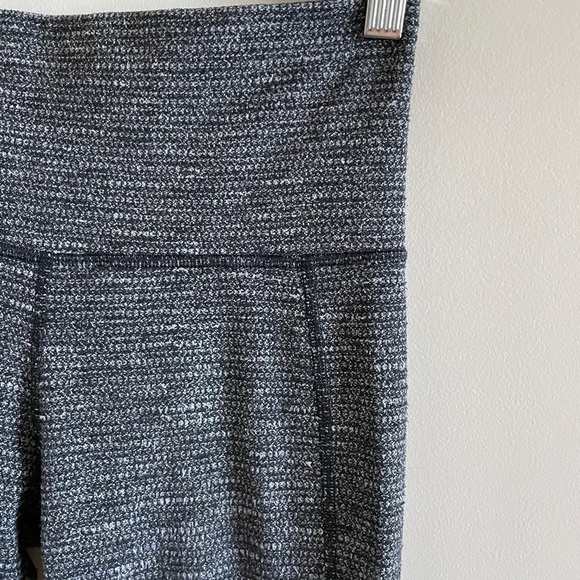 Skinny Groove Pant II *Full-On Luon (Roll Down) Coco Pique Black White Size 4 - Picture 6 of 8